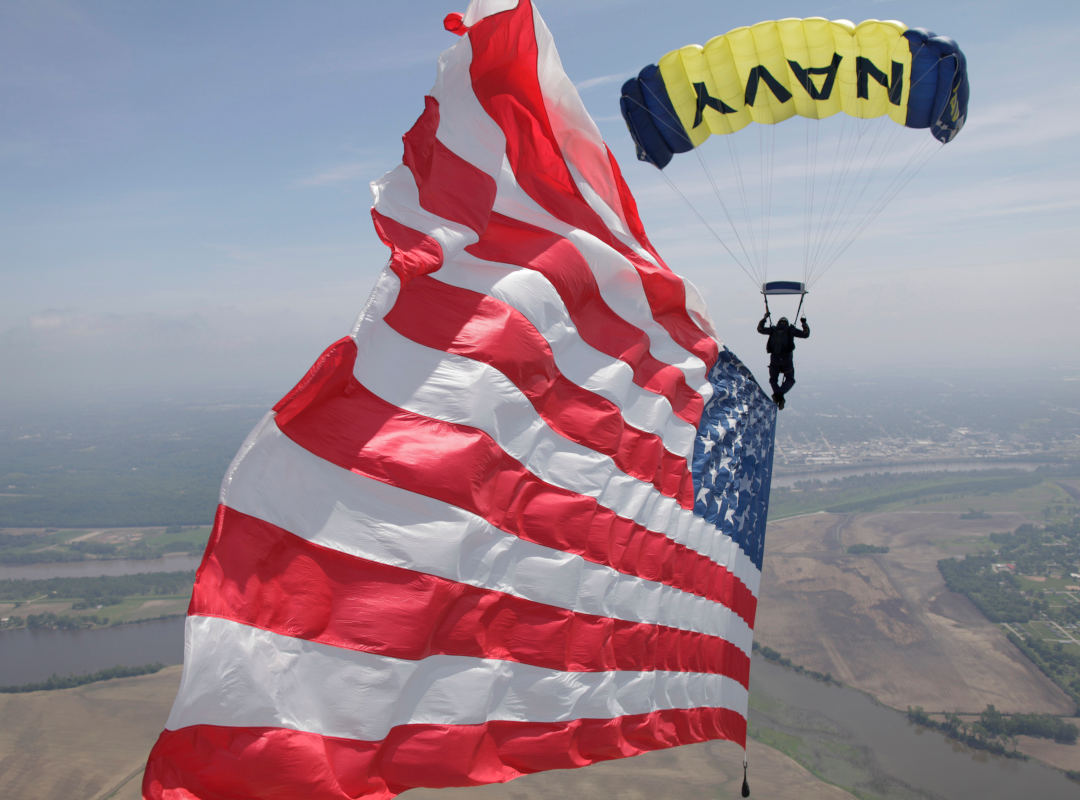 U.S. Navy Paratroopers - "Leap Frogs" U.S. Navy Paratroopers - "Leap Frogs"